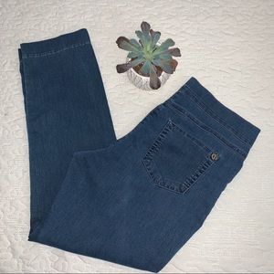 Dismero Cropped Jeans Sz Large